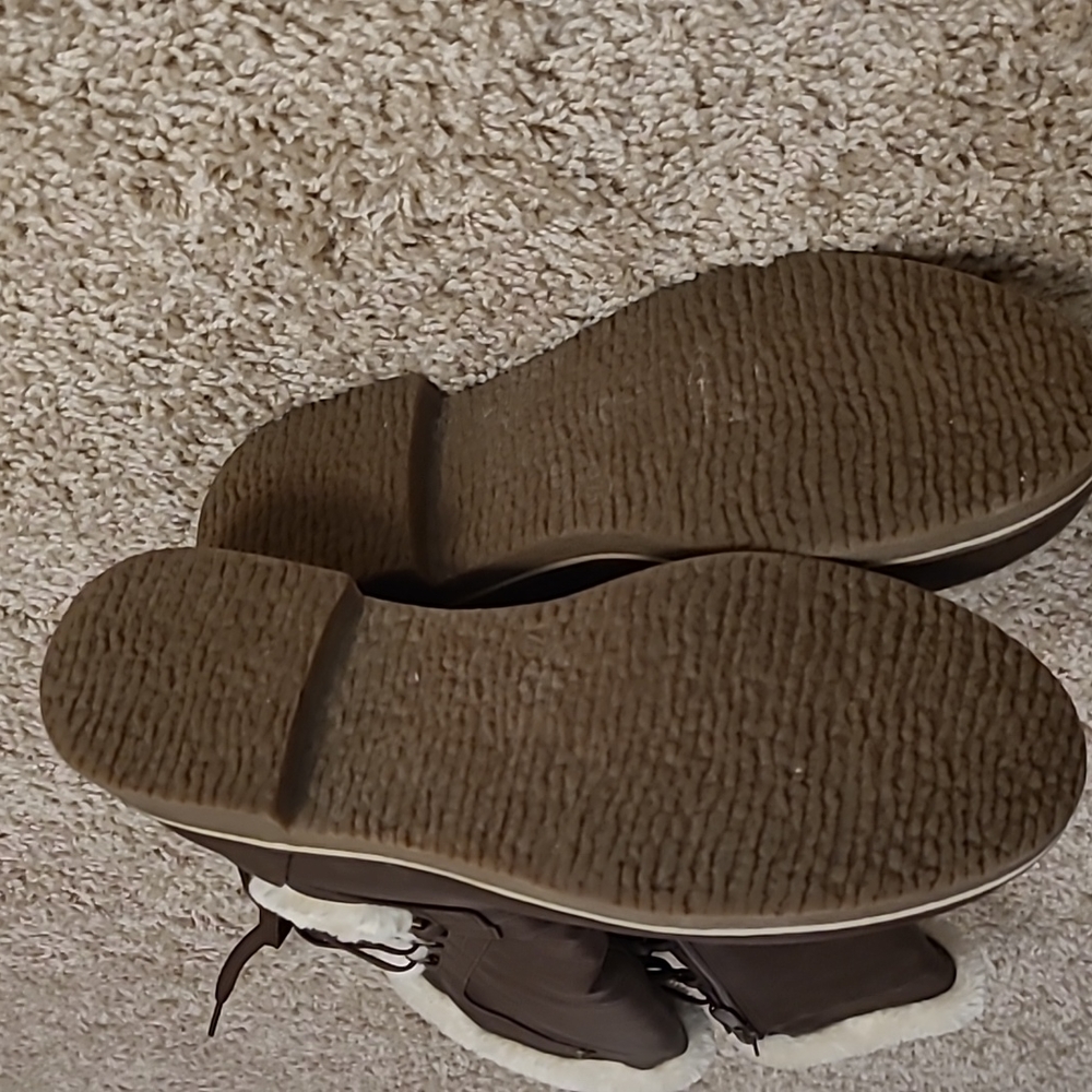 Boots! - Picture 6 of 7